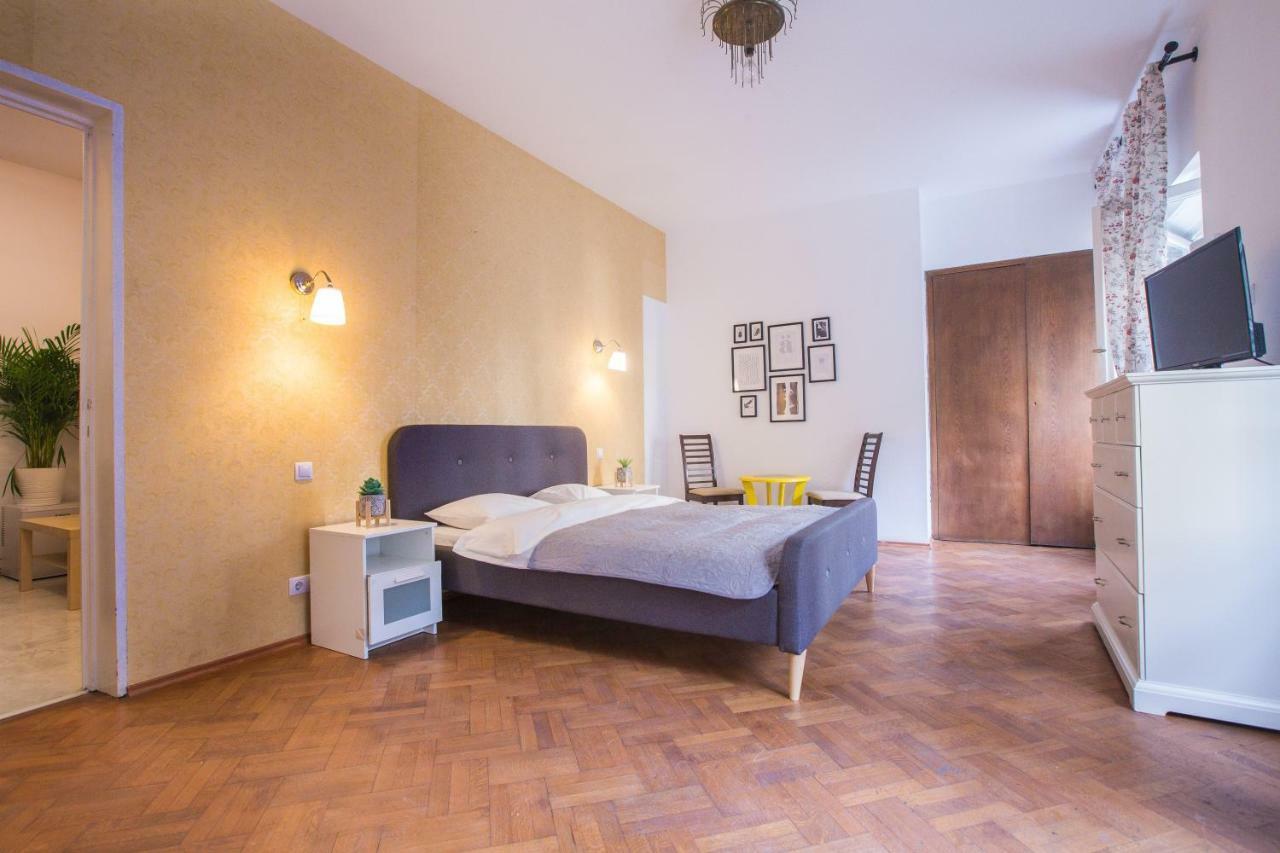 בוקרשט Color Apartments Nicolae Tonitza St מראה חיצוני תמונה