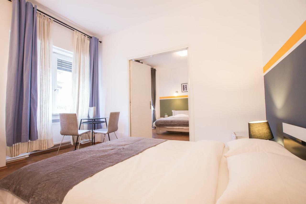 בוקרשט Color Apartments Nicolae Tonitza St מראה חיצוני תמונה