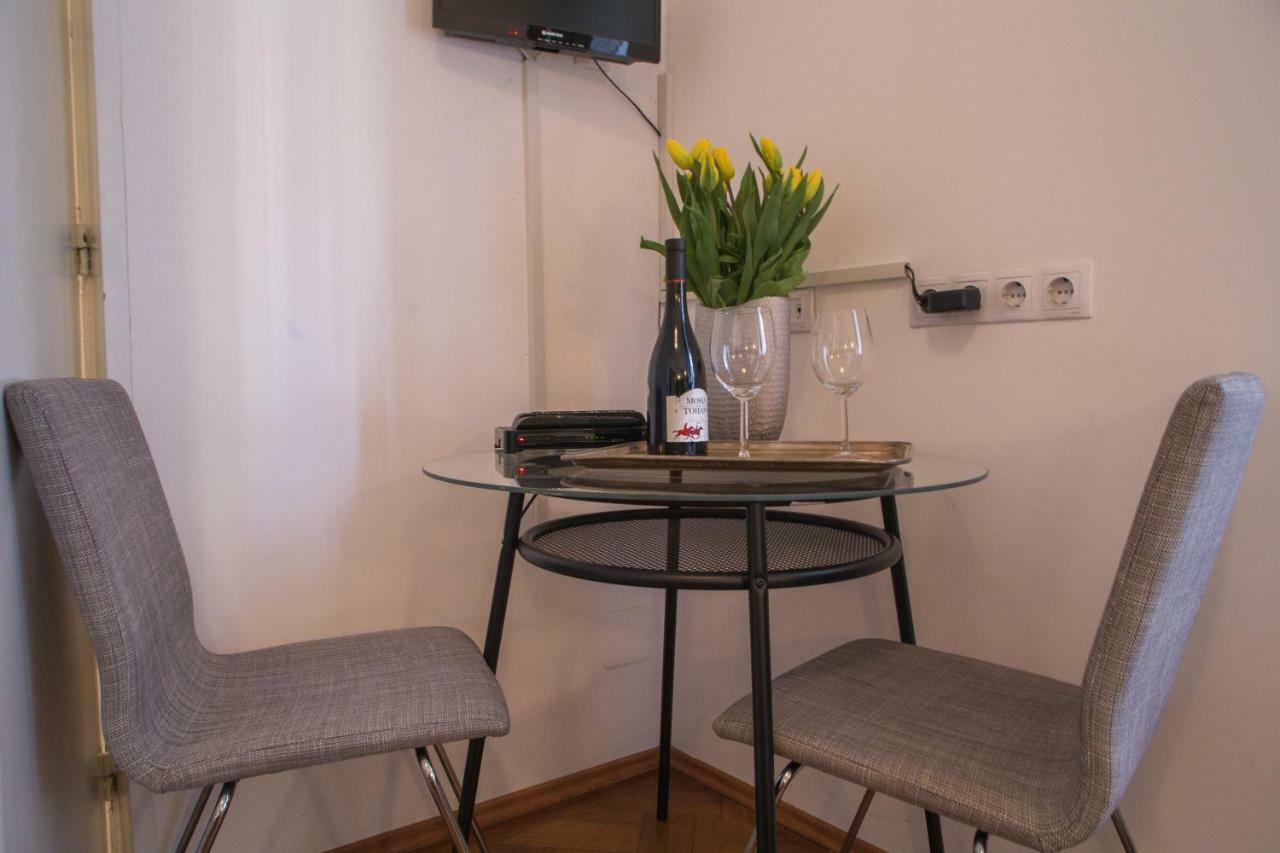 בוקרשט Color Apartments Nicolae Tonitza St מראה חיצוני תמונה