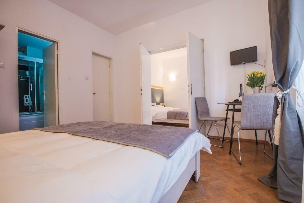 בוקרשט Color Apartments Nicolae Tonitza St מראה חיצוני תמונה