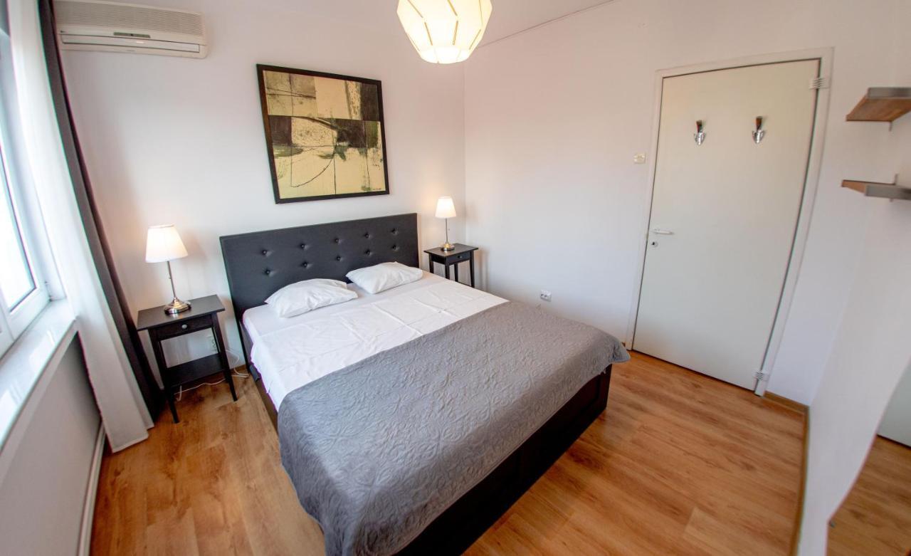 בוקרשט Color Apartments Nicolae Tonitza St מראה חיצוני תמונה